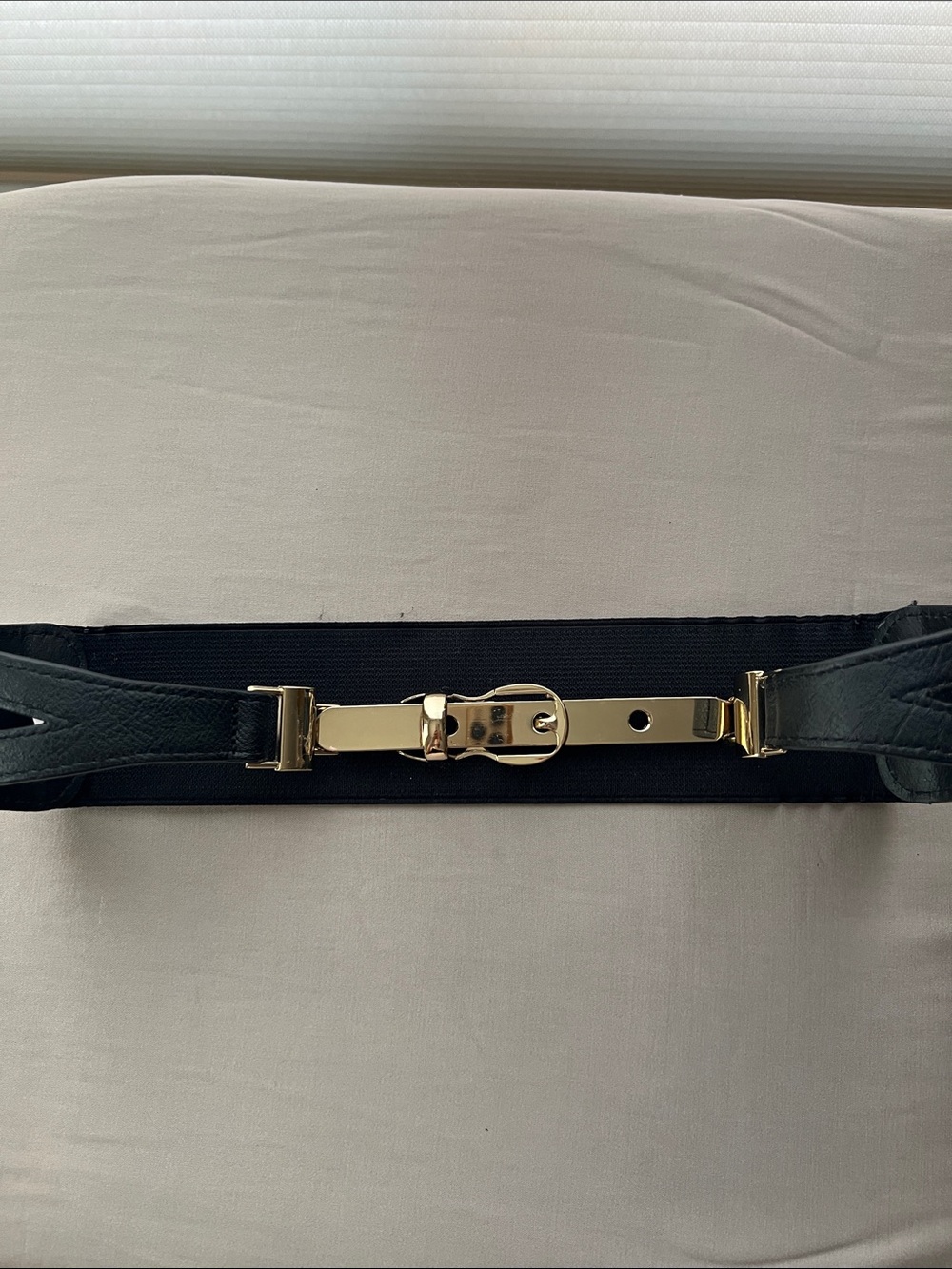 Gold-Trim Black Elastic Waist Belt with Polished Gold Center Lock 26-28" waist